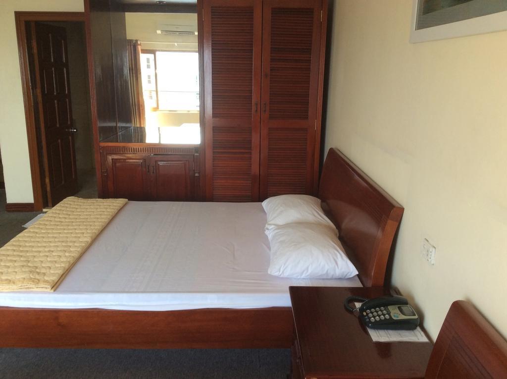 Ngoc Mai Hotel Ha Long Quarto foto